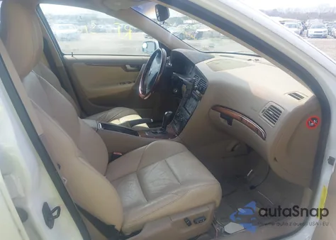 2006 Volvo S60 2.5T из США, поврежденный, VIN YV1RS592462551963